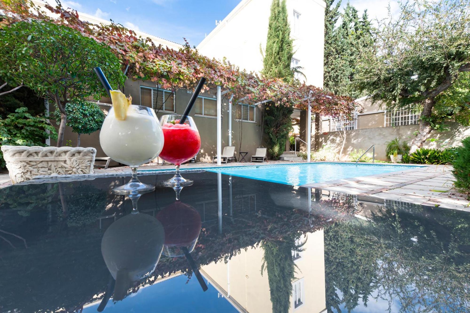 Queen'S Hotel By Bon Hotels Oudtshoorn Exterior foto